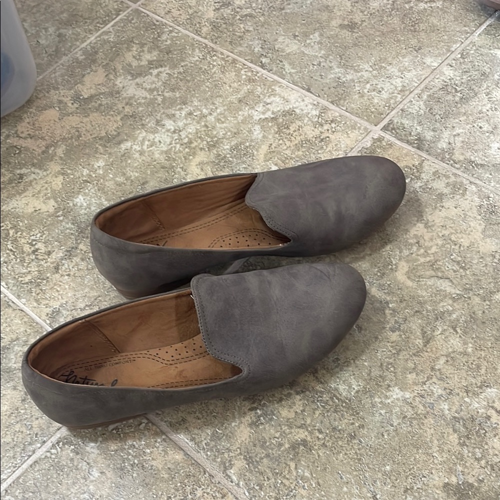 Natural Soul Light Gray Women's flats / Loafers